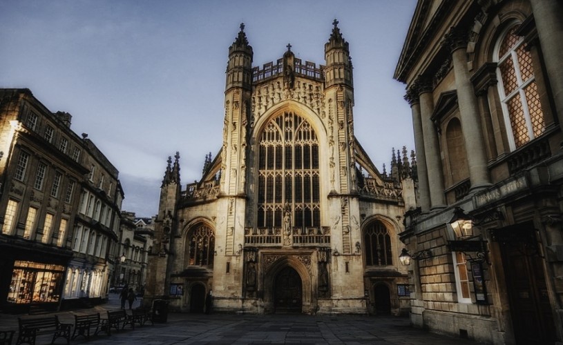 Bath Abbey in the evening